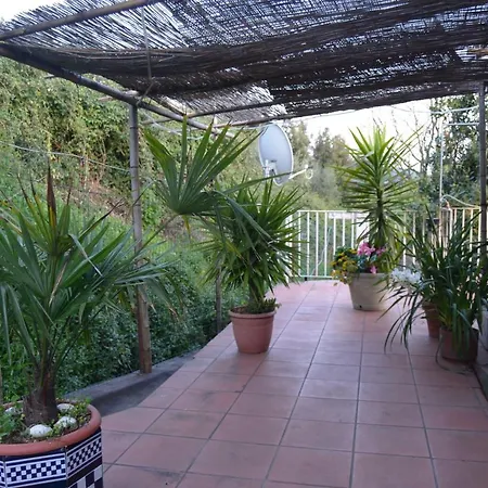 La Pineta Bed & Breakfast *